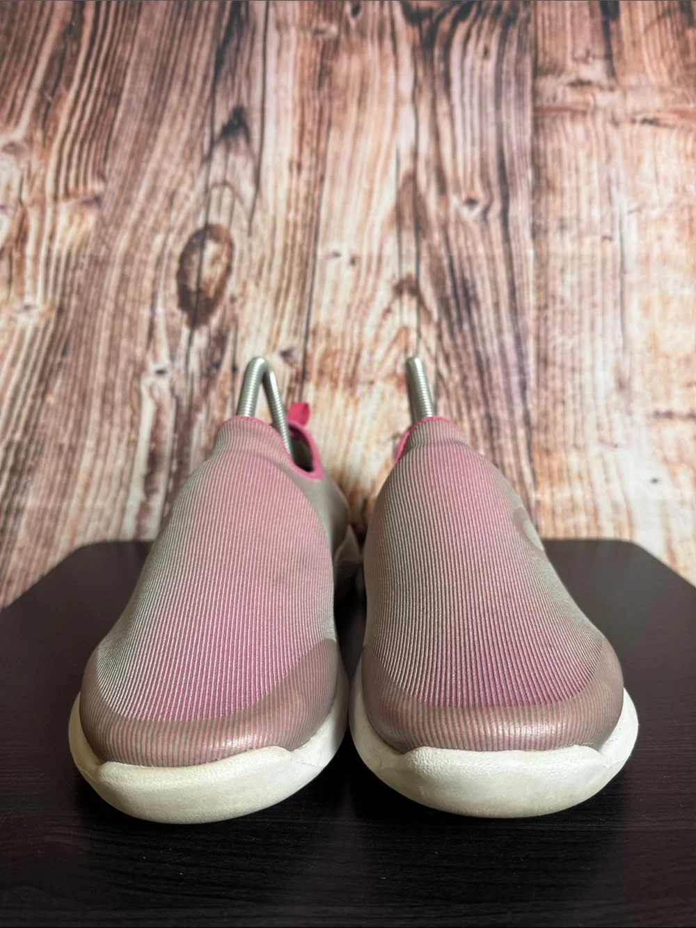 Oofos Oomg Sport Low Slip On Shoes Womens Sz 9